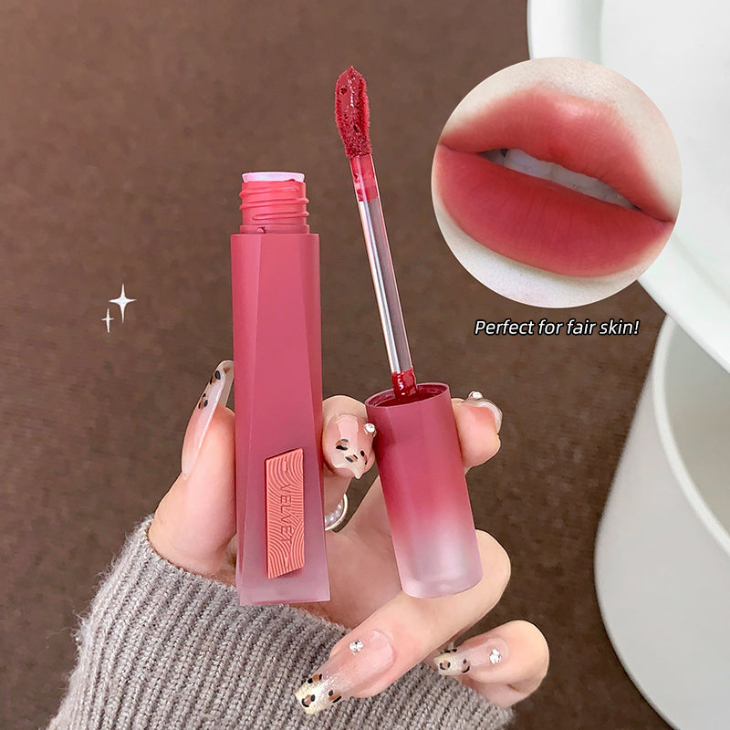Gege Bear Velvet High-Fixing Lip Glaze