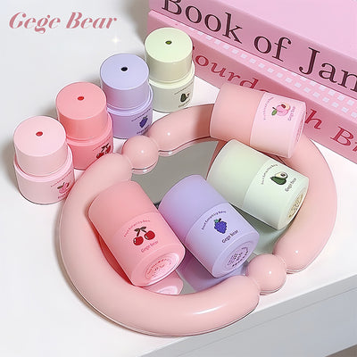 Set of small containers with lids on a pink stand, with 'Gege Bear' branding.