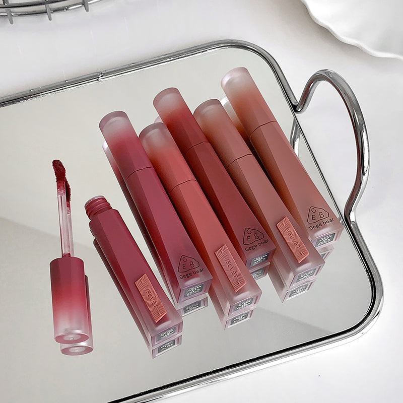 Gege Bear Velvet High-Fixing Lip Glaze