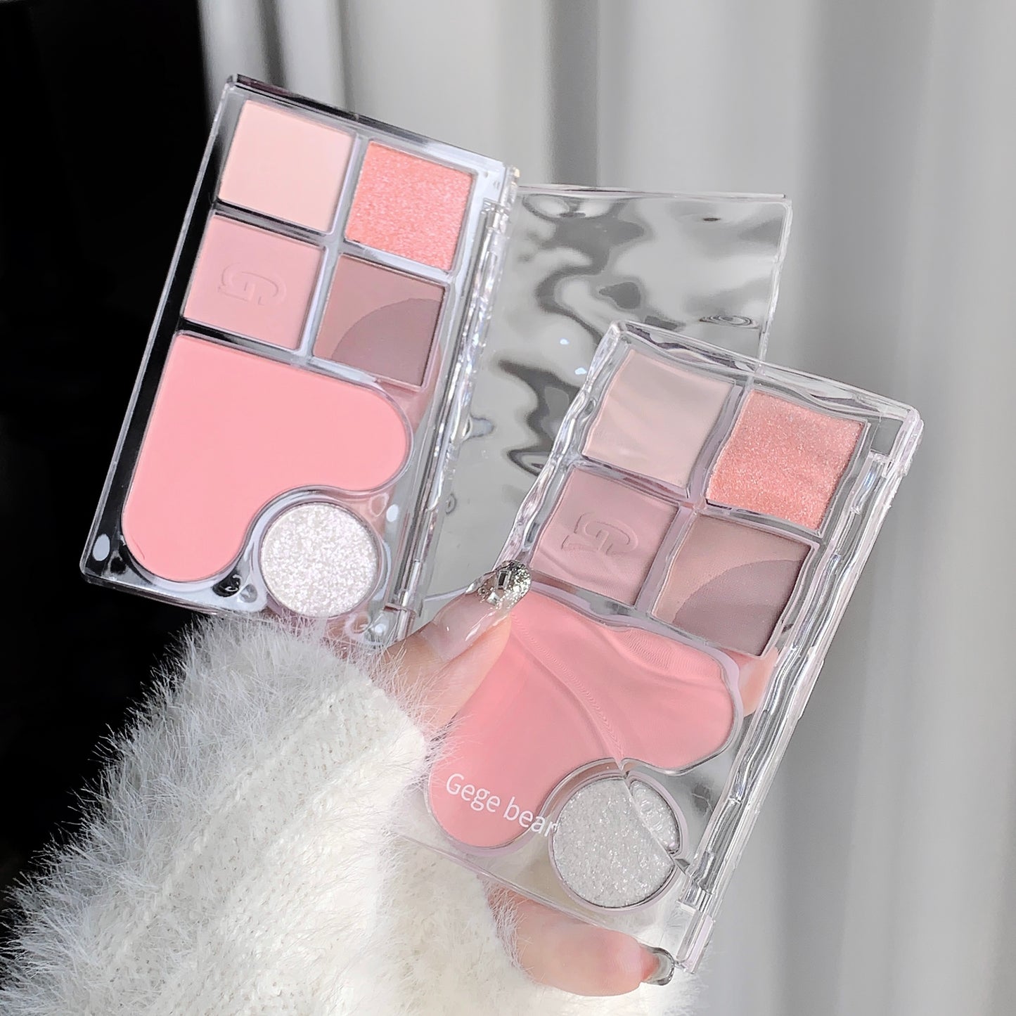 Gege Bear Light & Shadow Integrated Eye Palette