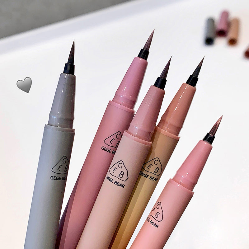 Five GEDE BEAR lip liner pens in different colors on a white background.
