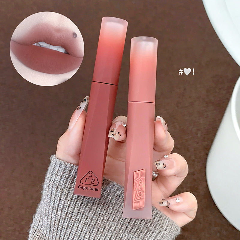 Gege Bear Velvet High-Fixing Lip Glaze