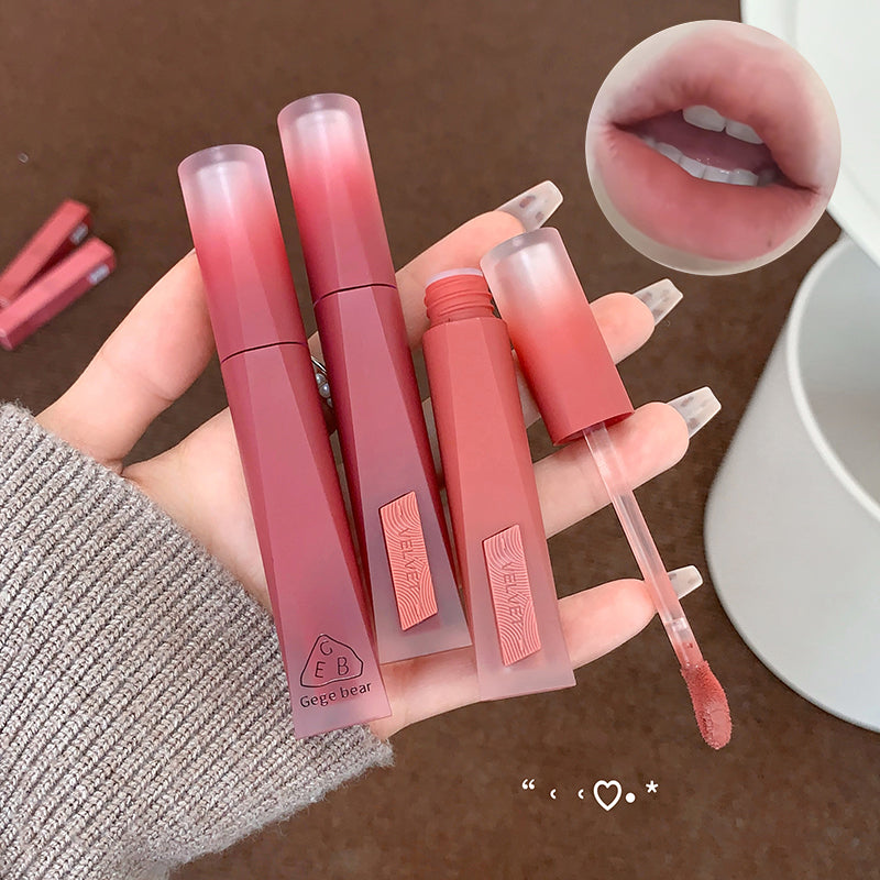 Gege Bear Velvet High-Fixing Lip Glaze