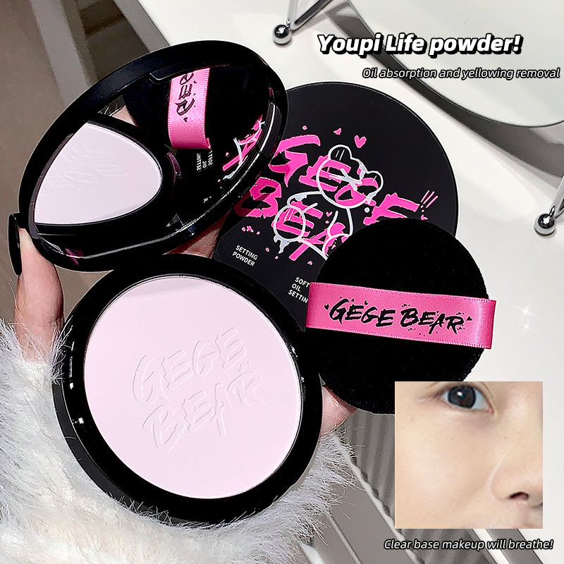 GEGE BEAR makeup powder with pink label and black case, held by a hand.